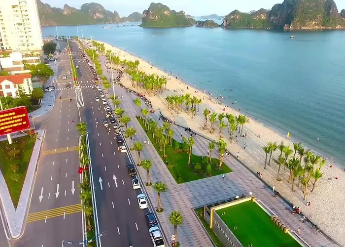 Boutique Hạ Long